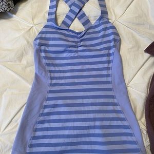 Size 2 lululemon tank